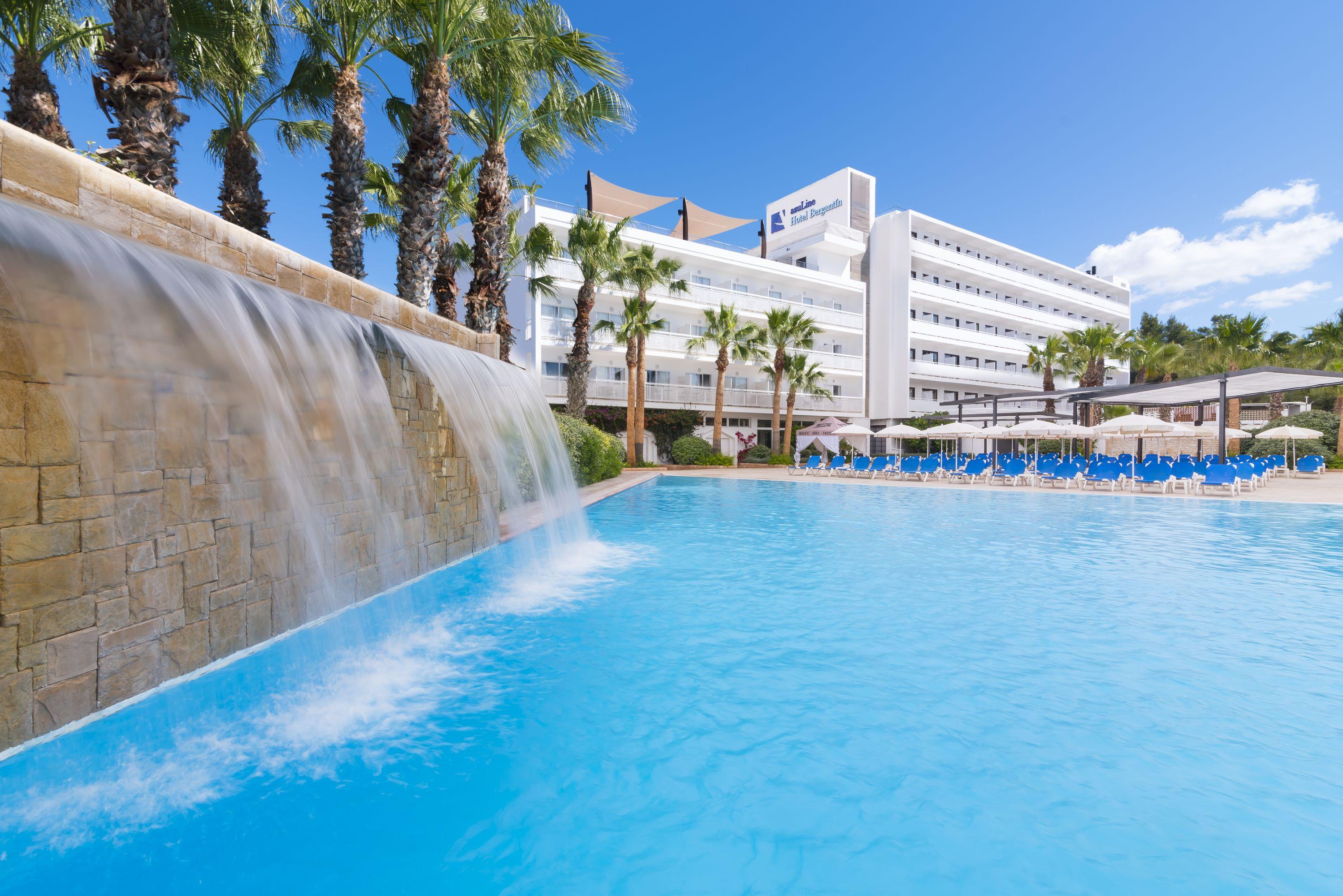 Azuline Hotel Bergantin San Antonio  Exterior photo