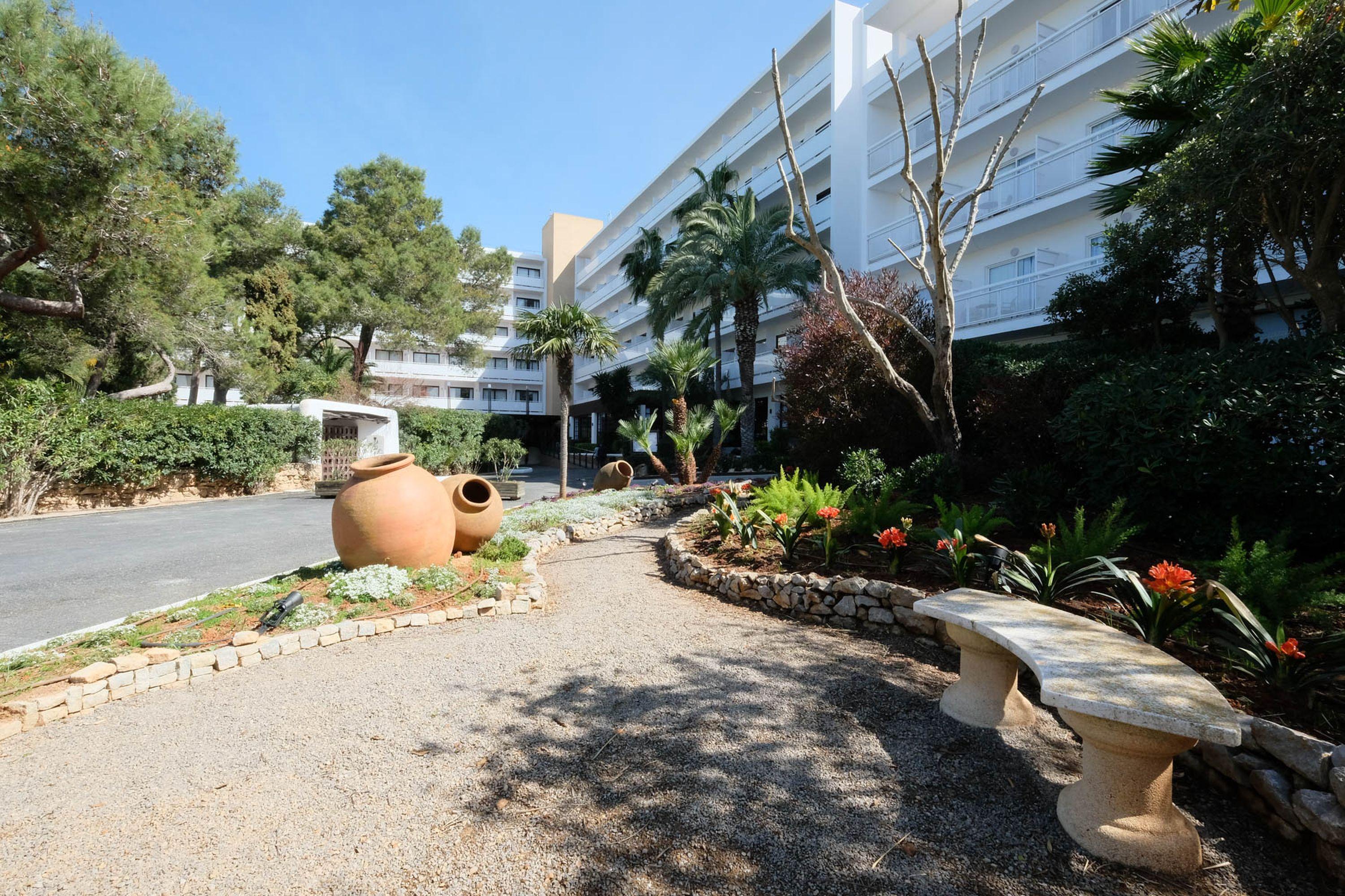 Azuline Hotel Bergantin San Antonio  Exterior photo